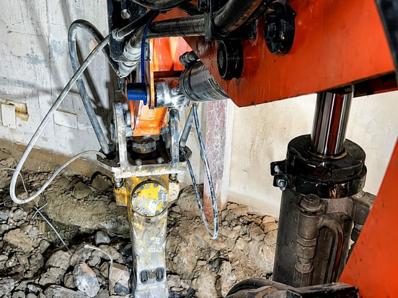 diamond drilling contractor